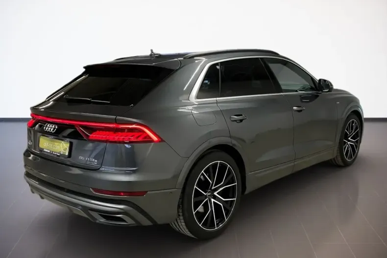 Audi Q8 din 2021 cu 80.100 km - oferta AUD188506 - foto 3