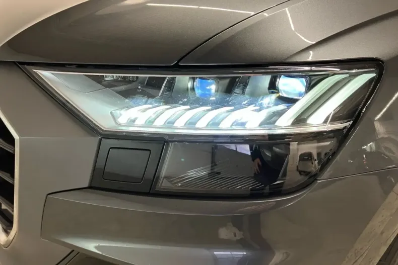 Audi Q8 din 2021 cu 80.100 km - oferta AUD188506 - foto 5