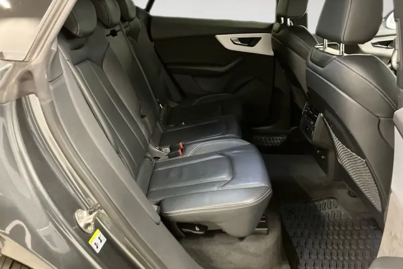 Audi Q8 din 2021 cu 80.100 km - oferta AUD188506 - foto 9