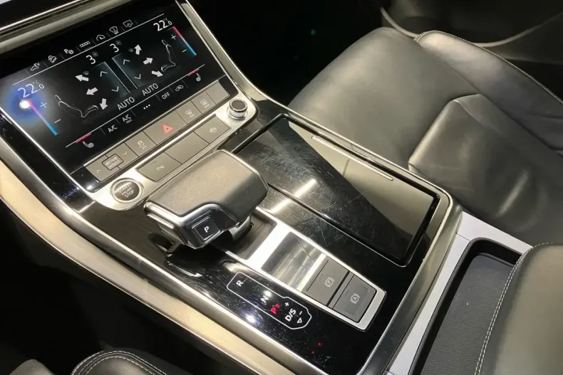 Audi Q8 din 2021 cu 80.100 km - oferta AUD188506 - foto 13