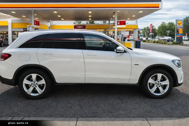 Mercedes-Benz GLC 300 (Clasa GLC) din 2021 cu 96.500 km - oferta MER188511 - foto 3
