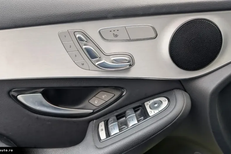 Mercedes-Benz GLC 300 (Clasa GLC) din 2021 cu 96.500 km - oferta MER188511 - foto 10