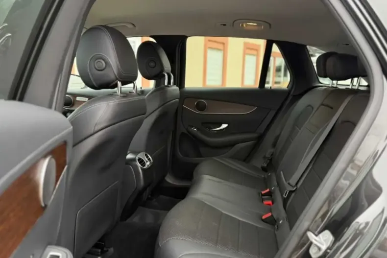 Mercedes-Benz GLC 200 (Clasa GLC) din 2021 cu 104.000 km - oferta MER188521 - foto 17