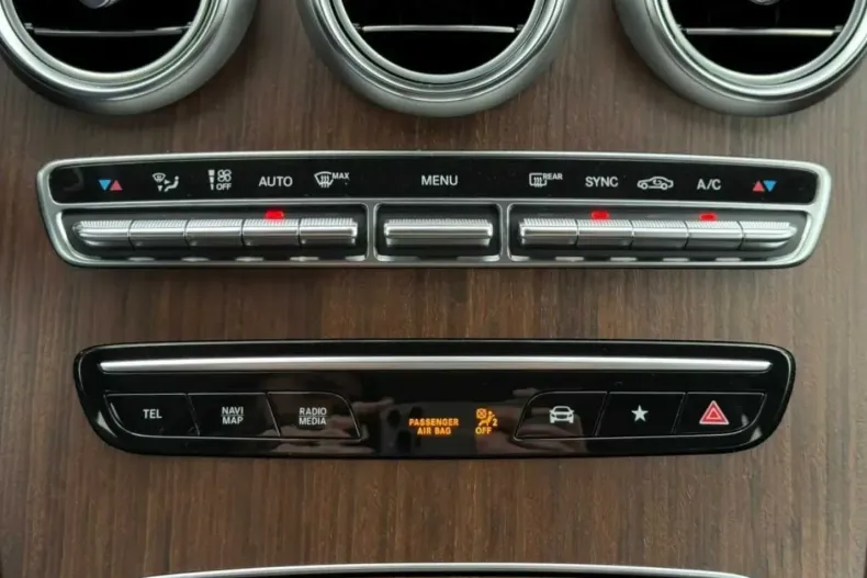 Mercedes-Benz GLC 200 (Clasa GLC) din 2021 cu 104.000 km - oferta MER188521 - foto 25