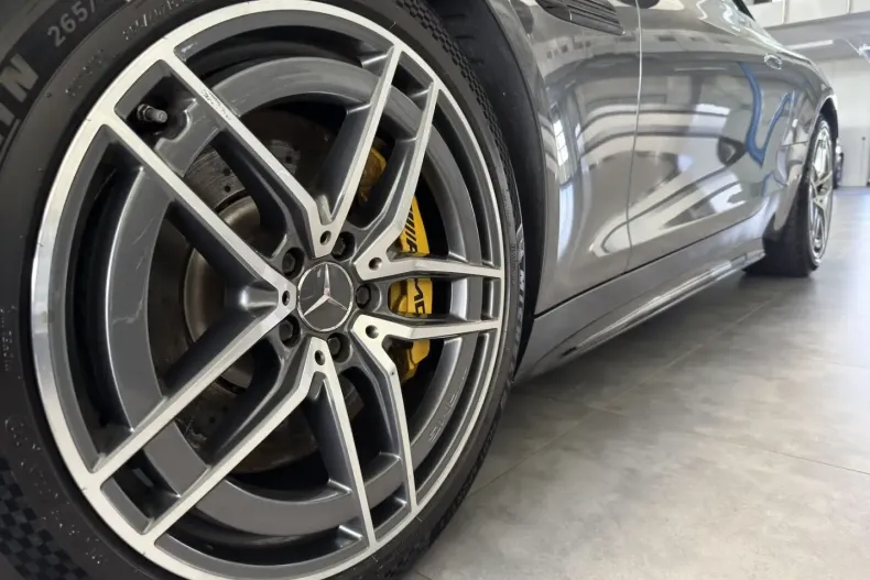 Mercedes-Benz SL 63 AMG (Clasa SL) din 2022 cu 11.780 km - oferta MER188523 - foto 13