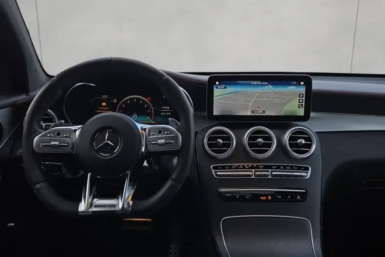 Mercedes-Benz GLC 43 AMG (Clasa GLC) din 2023 cu 25.179 km - oferta MER188524 - foto 12