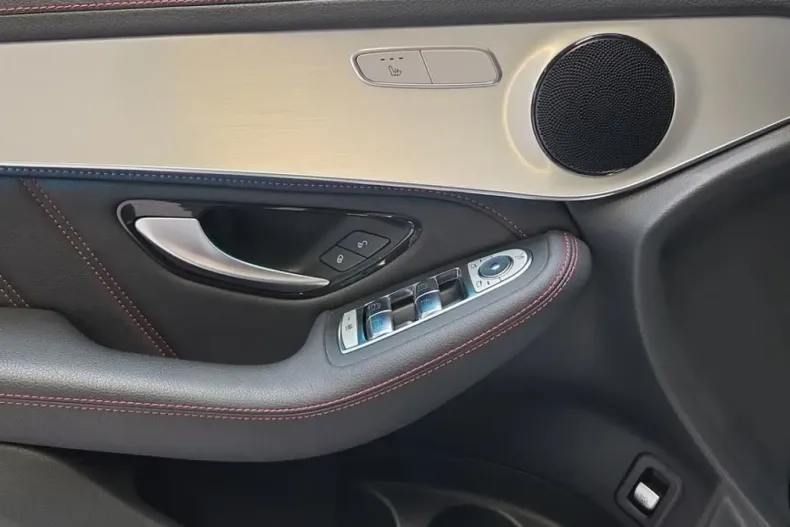 Mercedes-Benz GLC 43 AMG (Clasa GLC) din 2023 cu 25.179 km - oferta MER188524 - foto 15