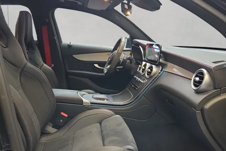 Mercedes-Benz GLC 43 AMG (Clasa GLC) din 2023 cu 25.179 km - oferta MER188524 - foto 17