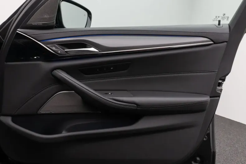 BMW M5 (Modele M) din 2022 cu 37.713 km - oferta BMW188533 - foto 30