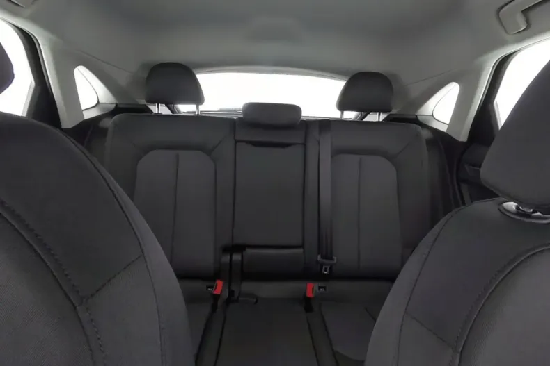 Audi Q3 din 2024 cu 34.000 km - oferta AUD188535 - foto 19