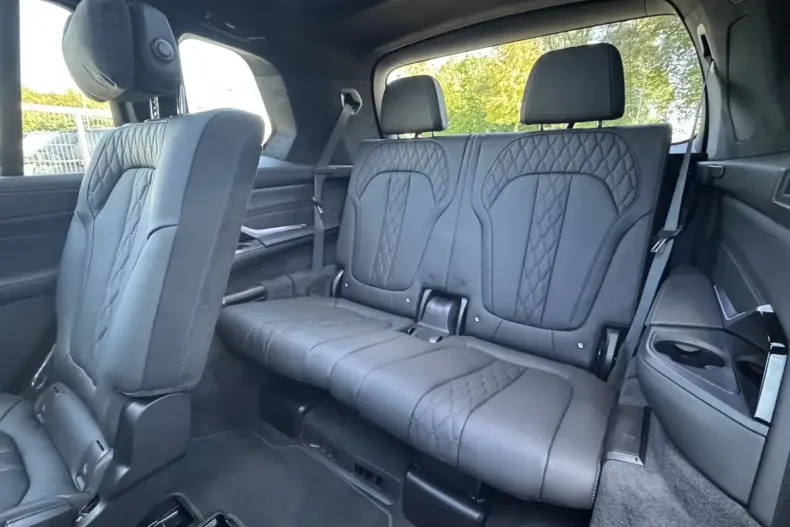 BMW X7 M60 (Seria X) din 2025 cu 15.057 km - oferta BMW188536 - foto 16