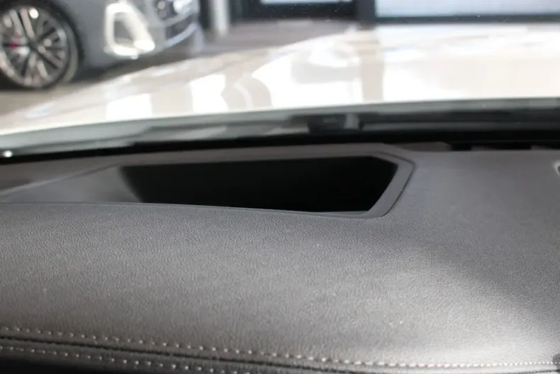 BMW 730 (Seria 7) din 2021 cu 61.885 km - oferta BMW188539 - foto 20