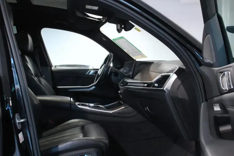 BMW X7 M60 (Seria X) din 2022 cu 36.488 km - oferta BMW188542 - foto 11