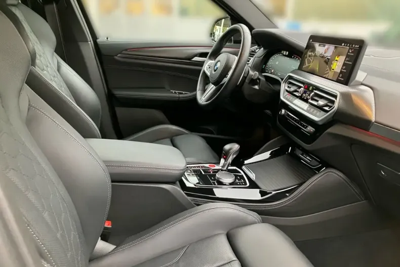 BMW X4 M (Seria X) din 2024 cu 17.400 km - oferta BMW188560 - foto 4