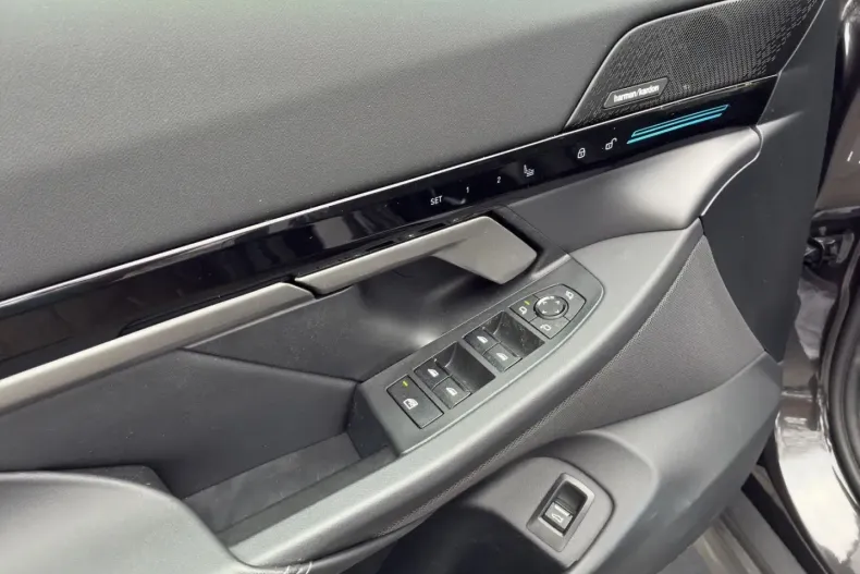 BMW 520 (Seria 5) din 2025 cu 30.501 km - oferta BMW188568 - foto 15