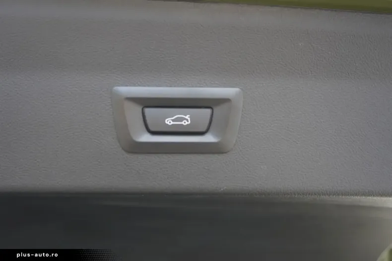 BMW X4 M (Seria X) din 2024 cu 21.500 km - oferta BMW188576 - foto 19