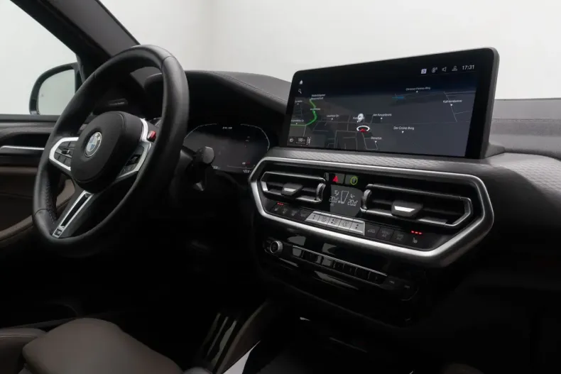 BMW X4 M (Seria X) din 2024 cu 12.938 km - oferta BMW188578 - foto 35