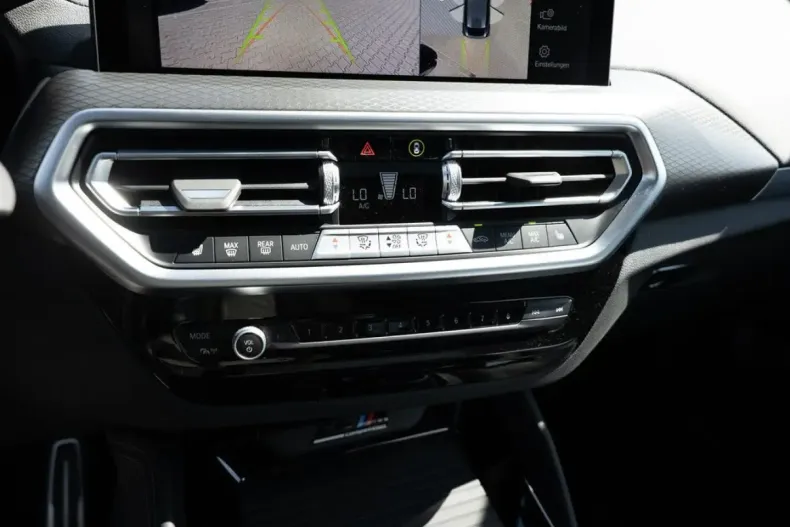 BMW X4 M (Seria X) din 2024 cu 20.708 km - oferta BMW188579 - foto 11