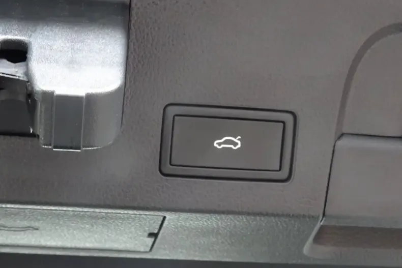 Volkswagen Arteon din 2021 cu 38.300 km - oferta VOL188580 - foto 17