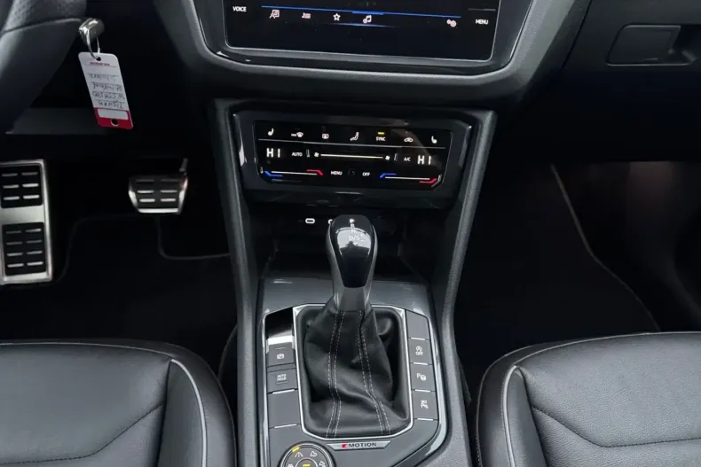 Volkswagen Tiguan din 2021 cu 40.679 km - oferta VOL188581 - foto 11