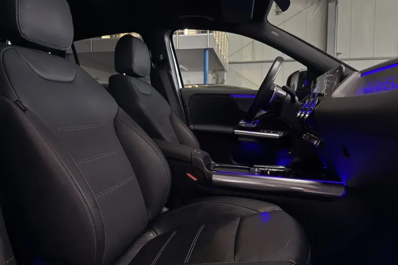 Mercedes-Benz EQA din 2024 cu 22.271 km - oferta MER188583 - foto 8