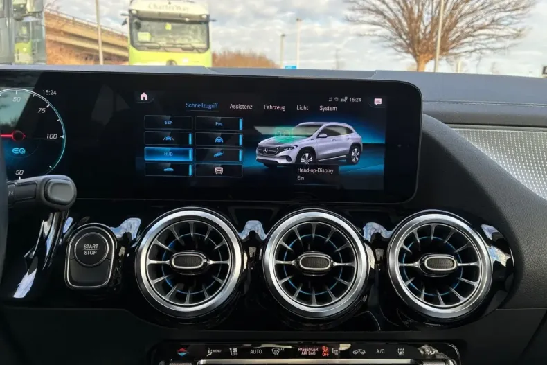 Mercedes-Benz EQA din 2021 cu 47.436 km - oferta MER188584 - foto 26