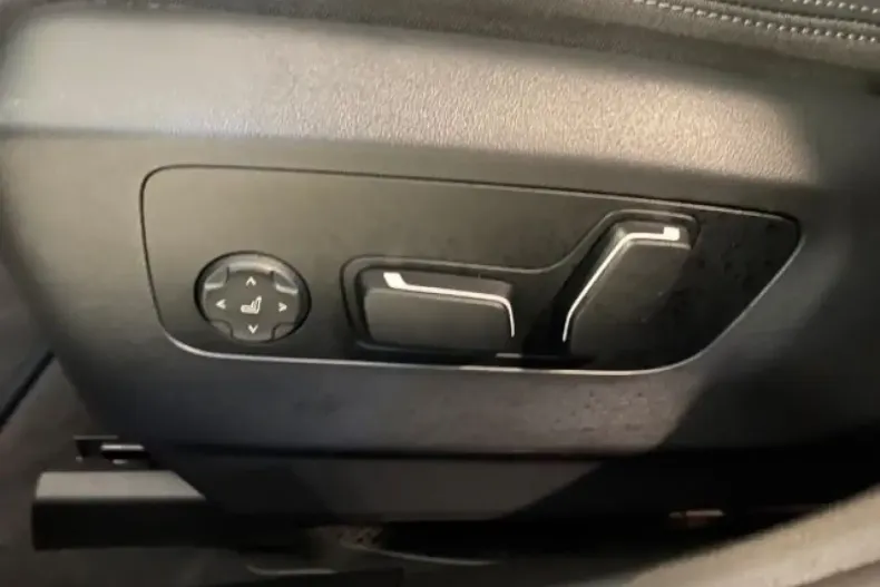 BMW 540 (Seria 5) din 2025 cu 16.912 km - oferta BMW188586 - foto 8