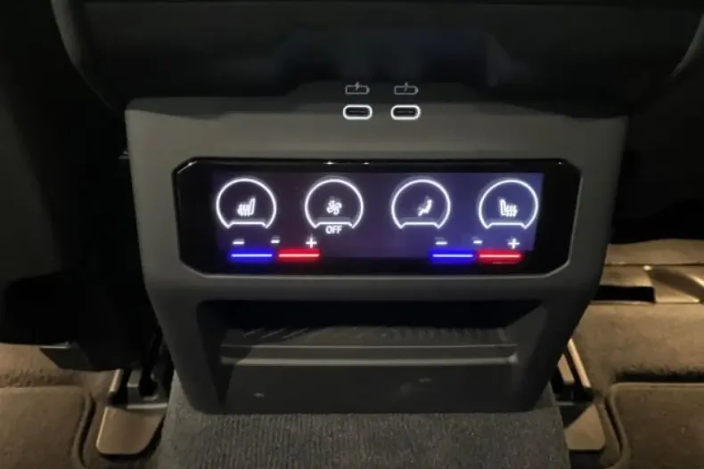 BMW 540 (Seria 5) din 2025 cu 16.912 km - oferta BMW188586 - foto 21