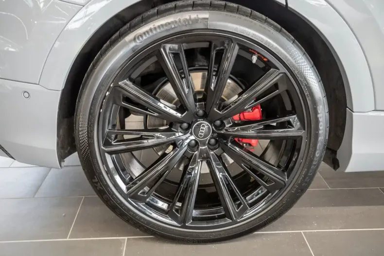 Audi Q8 din 2023 cu 47.909 km - oferta AUD188588 - foto 5