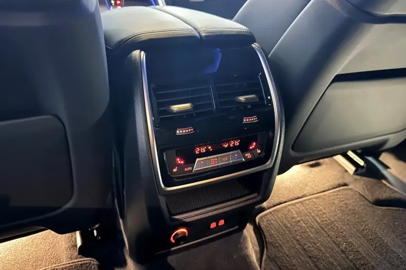 BMW XM (Seria X) din 2024 cu 5.000 km - oferta BMW188590 - foto 29