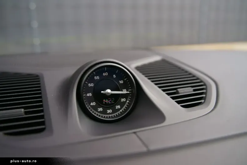 Porsche Cayenne din 2024 cu 20.529 km - oferta POR188592 - foto 18