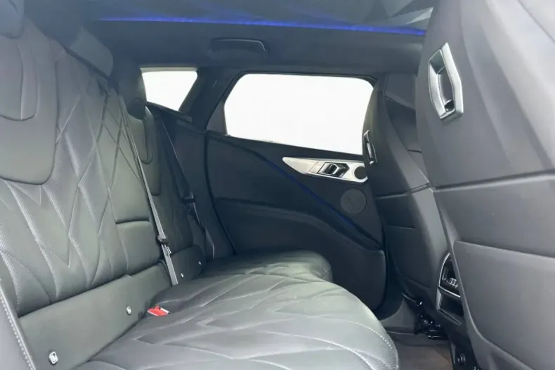 BMW XM (Seria X) din 2024 cu 25.000 km - oferta BMW188593 - foto 9