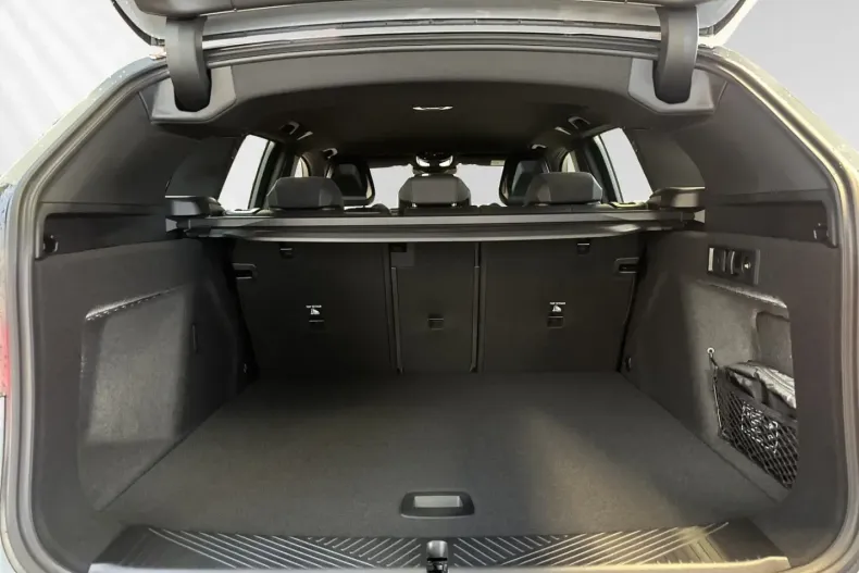 BMW X3 (Seria X) din 2025 cu 8.200 km - oferta BMW188595 - foto 11