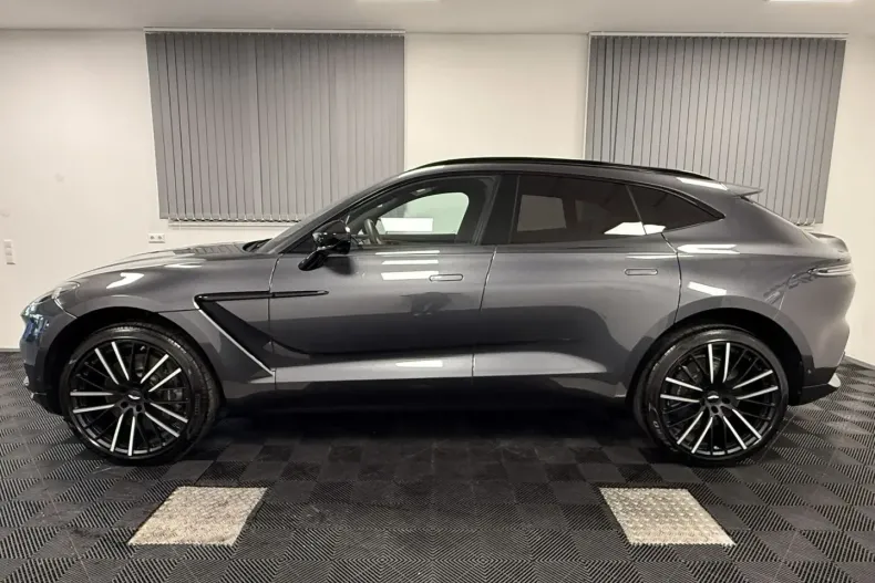 Aston Martin DBX din 2025 cu 17.330 km - oferta AST188596 - foto 5