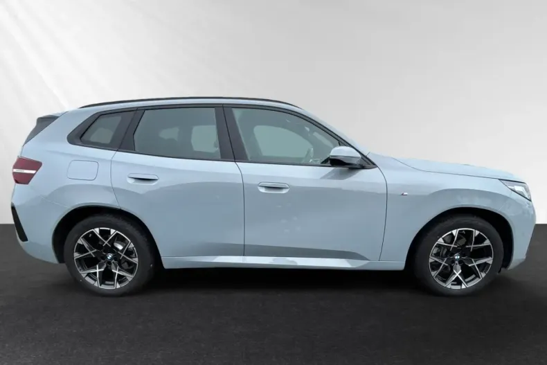 BMW X3 (Seria X) din 2025 cu 11.900 km - oferta BMW188597 - foto 2