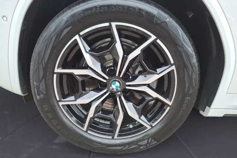 BMW X3 (Seria X) din 2024 cu 13.150 km - oferta BMW188606 - foto 11