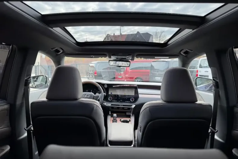 Lexus RX 450 din 2026 cu 100 km - oferta LEX188608 - foto 4