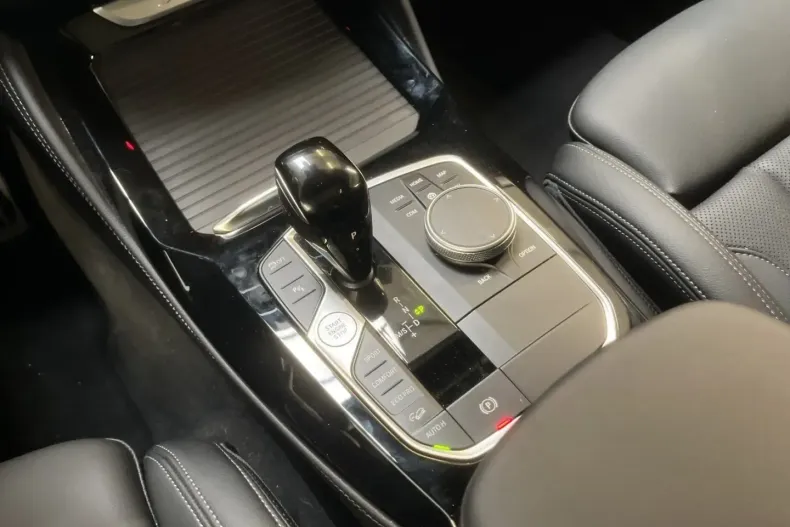 BMW X4 (Seria X) din 2025 cu 17.950 km - oferta BMW188611 - foto 9