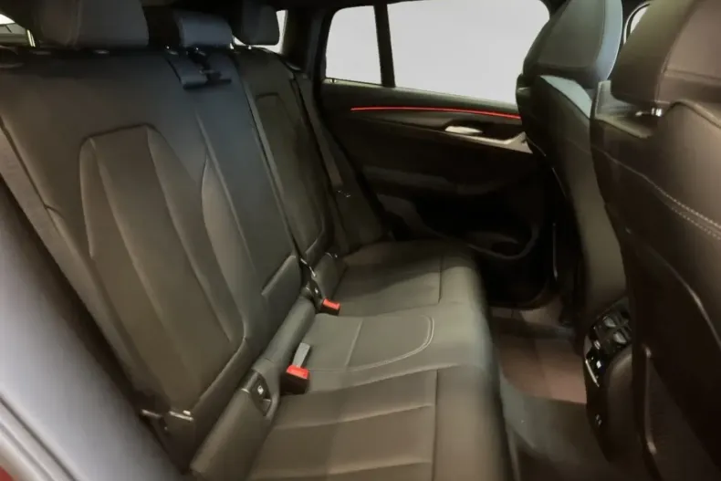 BMW X4 (Seria X) din 2025 cu 17.950 km - oferta BMW188611 - foto 10