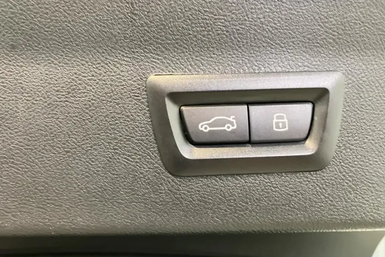 BMW X4 (Seria X) din 2025 cu 15.100 km - oferta BMW188615 - foto 21