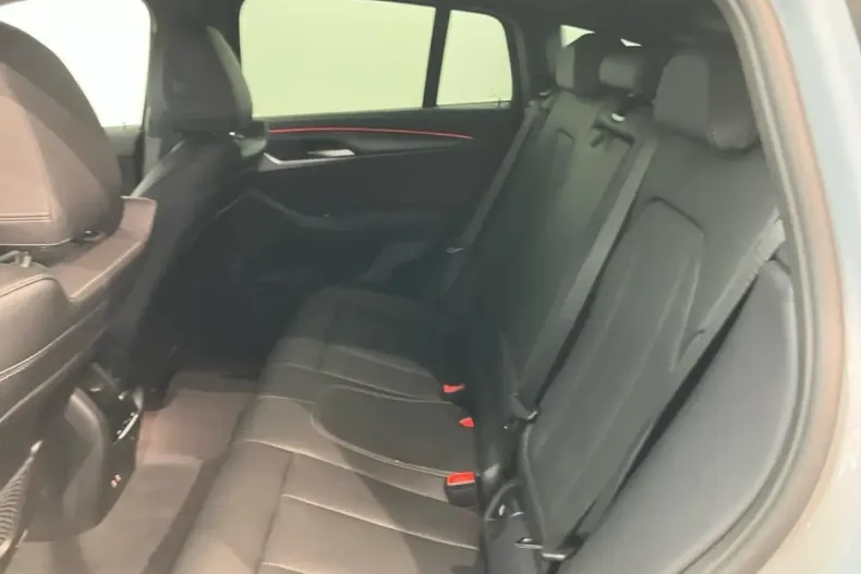 BMW X4 (Seria X) din 2025 cu 15.100 km - oferta BMW188615 - foto 22