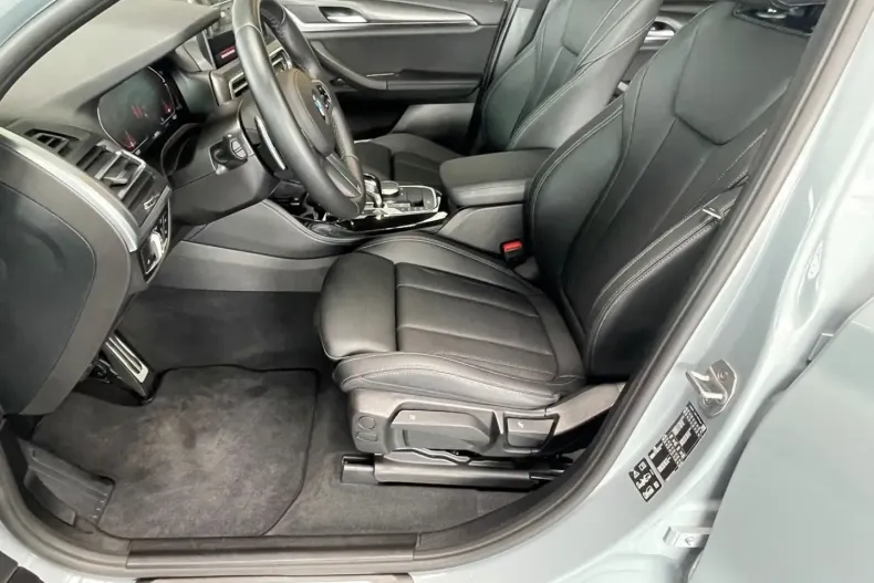 BMW X4 (Seria X) din 2024 cu 9.153 km - oferta BMW188618 - foto 8