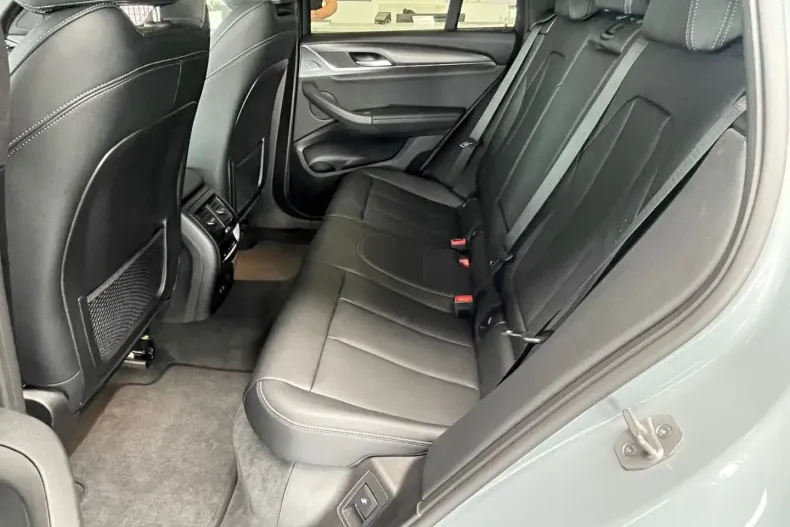 BMW X4 (Seria X) din 2024 cu 9.153 km - oferta BMW188618 - foto 14