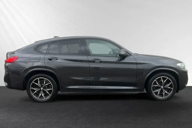 BMW X4 (Seria X) din 2024 cu 24.807 km - oferta BMW188619 - foto 2