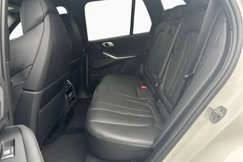 BMW X5 (Seria X) din 2024 cu 9.261 km - oferta BMW188624 - foto 7