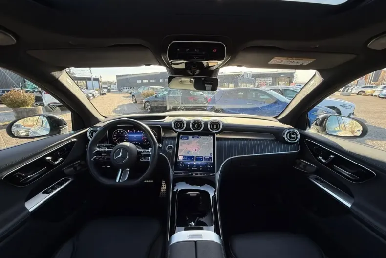 Mercedes-Benz GLC 300 (Clasa GLC) din 2024 cu 25.839 km - oferta MER188625 - foto 12