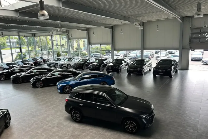 Mercedes-Benz GLC 300 (Clasa GLC) din 2024 cu 14.270 km - oferta MER188626 - foto 17