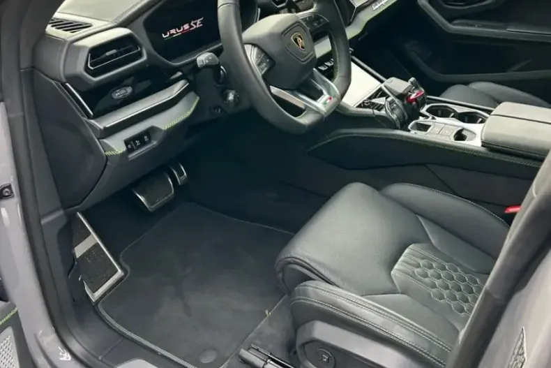 Lamborghini Urus din 2025 cu 9.800 km - oferta LAM188628 - foto 9