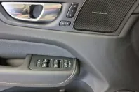 Volvo XC60 din 2024 cu 29.844 km - oferta VOL188630 - foto 12