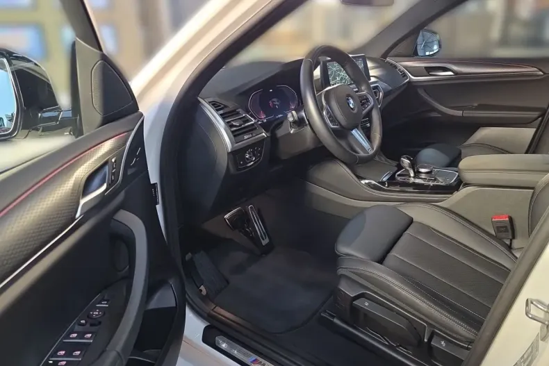 BMW X4 (Seria X) din 2025 cu 12.564 km - oferta BMW188636 - foto 7
